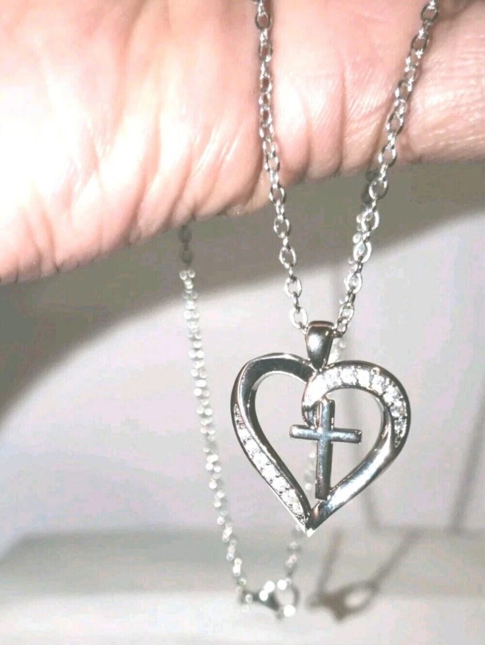 High Quality Silvery Cross/Love Heart Pendant Necklace Gift For Women 15 inches